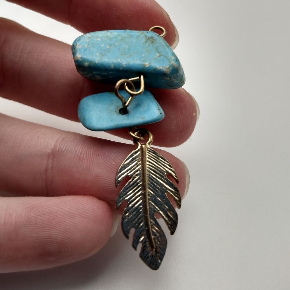Turquoise chip boho‎ feather necklace pendant